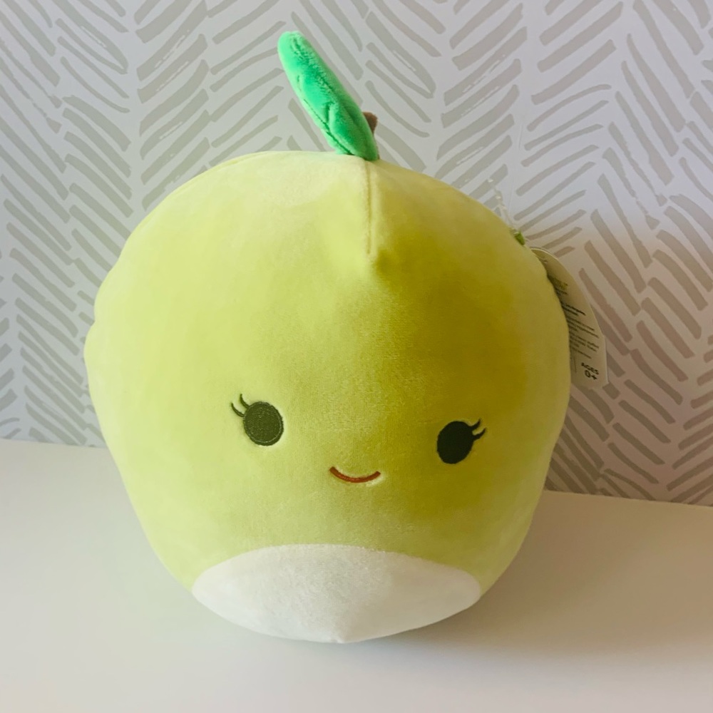 Squishmallows 8 inch Gabe fruit Squishmallow